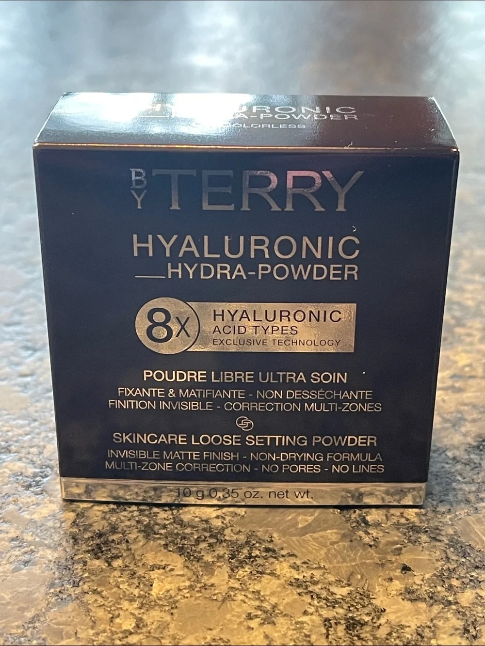 By Terry HYALURONIC HYDRA-POWDER invisible matte no lines no pores hydrates